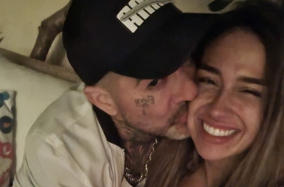 "Locos amantes de la vida": Leo Méndez le dedicó un especial mensaje a su polola