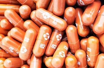 Pfizer logra acuerdo para facilitar acceso mundial a su pastilla contra el Covid-19