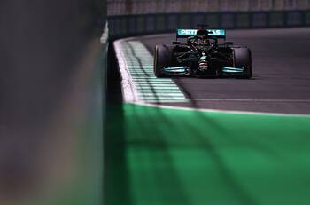 Fórmula 1 de infarto: Hamilton y Verstappen llegarán empatados a la última carrera del año