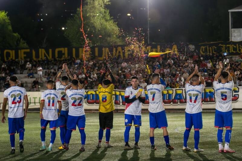 es el equipo donde juega Nicolás Maturana. En la primera fecha, a estadio lleno, igualó 1-1 con Villa Galvarino.