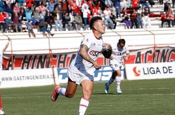 Debutó en el profesionalismo con la U y ahora salvó a su club del descenso en Primera B