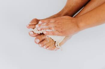 El método natural y efectivo para terminar con los hongos en los pies