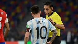 Ya perjudicó al fútbol chileno: las grandes polémicas de Jesús Valenzuela, el árbitro de La Roja vs Colombia