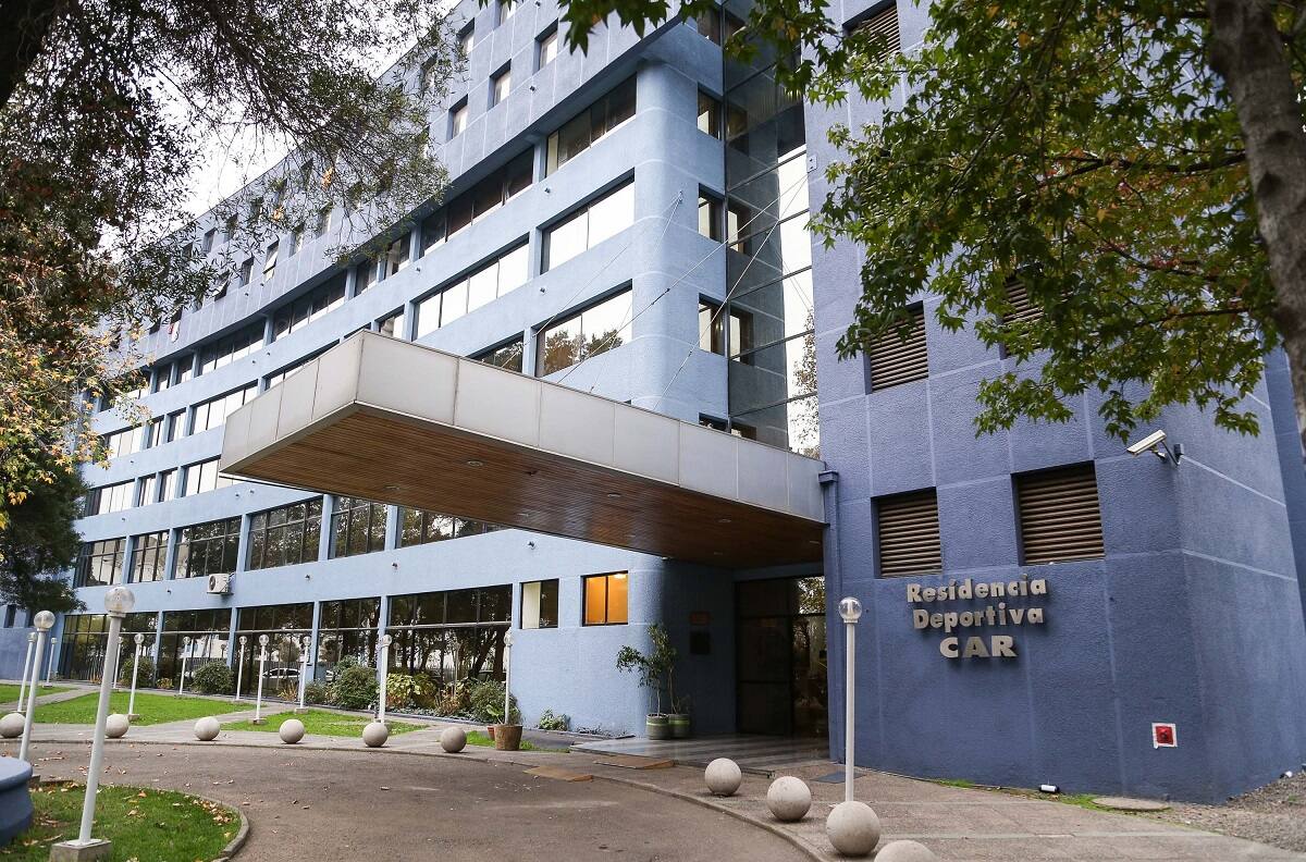 13 atletas en cuarentena tras Covid positivo en hotel del CAR