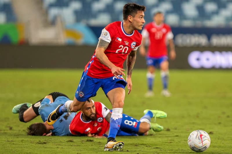 "El sello que dejó esa Selección ganadora era la de un equipo dinámico, agresivo, sin ningún jugador sobre el metro 90, todos de buen pie, todos trabajadores. Y eso es lo que somos como país", reflexiona el jefe técnico de menores.