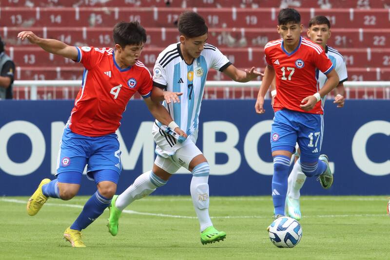 Pasó de jugar por Chile Sub 20 a Argentina.