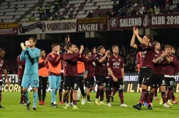 Salernitana de Diego Valencia sorprendió fichando a defensor del Inter de Milán de Alexis Sánchez