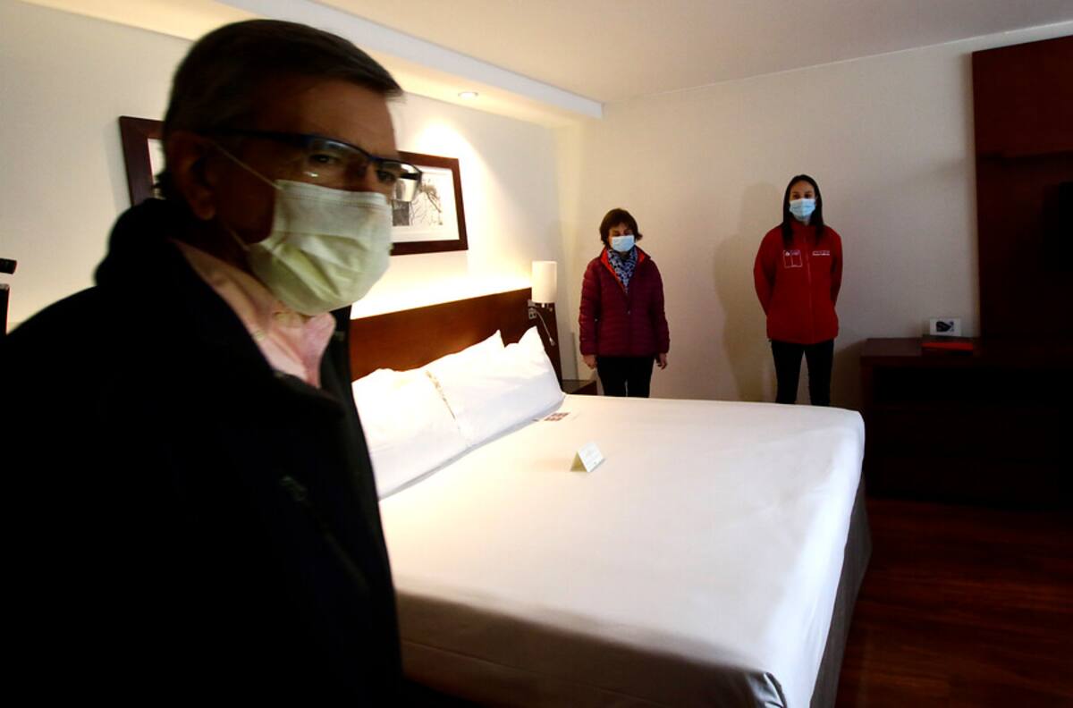 Alcalde Lavín en residencia sanitaria por contacto estrecho con paciente Covid-19