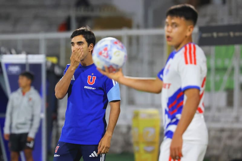El técnico de la U se juega todo en el Superclásico. Foto: Agencia Aton.