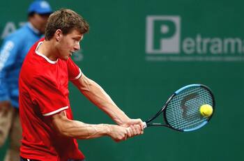 Nicolás Jarry cayó ante Pella y Argentina se adelantó a Chile en Copa Davis