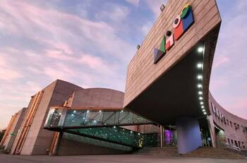 Panorama para toda la familia: los 5 mejores museos para visitar en Santiago