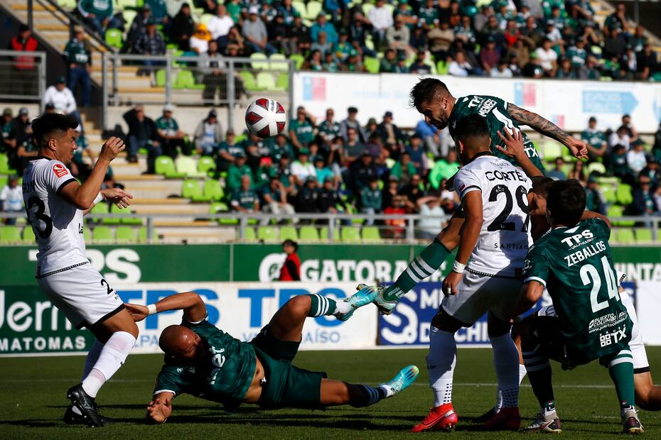 Santiago Wanderers derrotó a Santiago Morning en la última jornada de la Primera B.
Andres Pina/Photosport