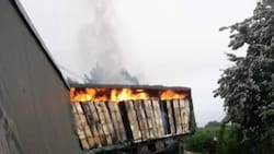 Desconocidos descarrilaron e incendiaron tren de carga en Victoria