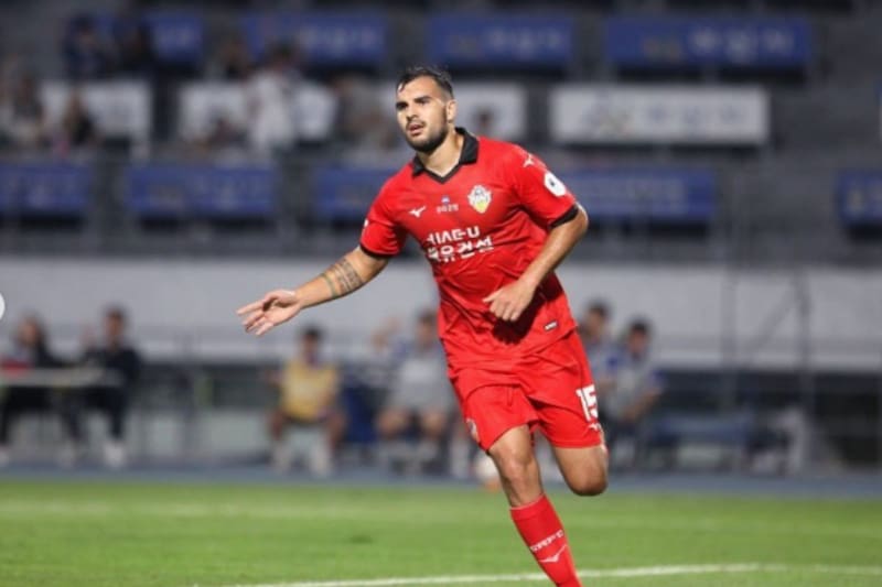 Josepablo Monreal milita en Corea del Sur.