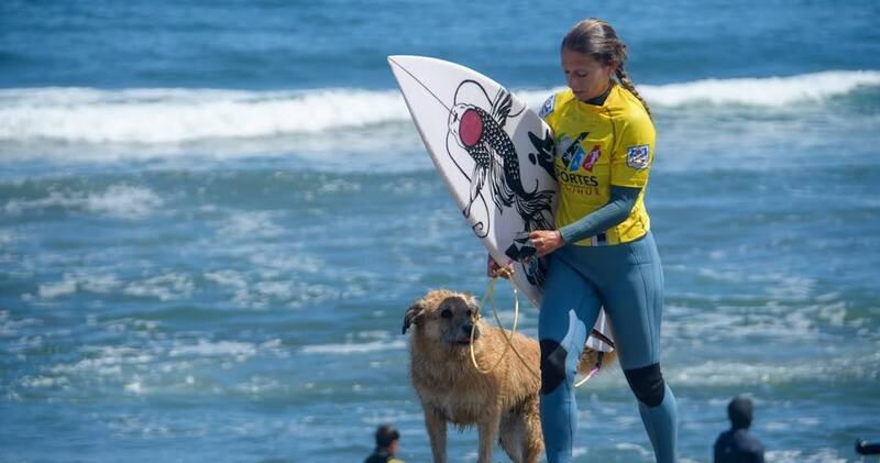 La portuguesa acaba de salir campeona del Open Damas en el torneo Lobos por Siempre en Punta de Lobos, Pichilemu. Foto: Instagram @jessicapinto05