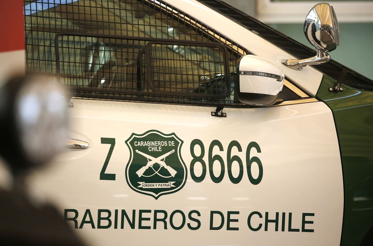 Fatal accidente en Maipú: Conductor murió tras perder el control de su vehículo y chocar contra palmera