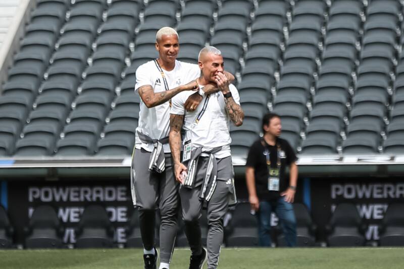 se refirieron a la polémica que tuvieron en el entrenamiento de esta mañana. (Foto: @Libertadores)