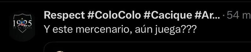 Hinchas de Colo Colo reaccionan a la llegada de Juan Martín Lucero.