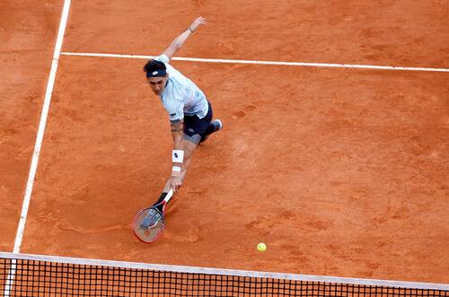 El tenista chileno quedó eliminado en Roland Garros. EFE