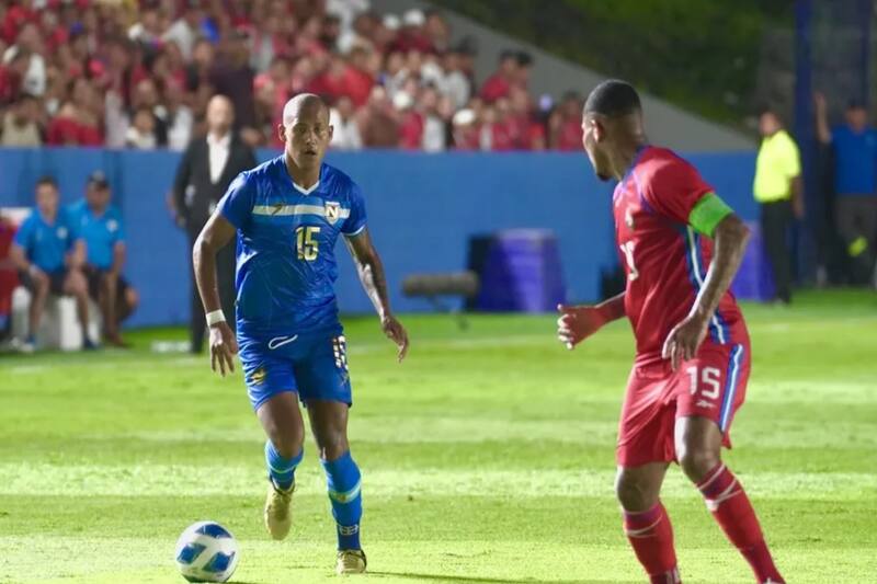 Amistoso internacional con mucha presencia de fútbol chileno. Luis Mejía custodió el arco Canalero, mientras que la escuadra Nica es dirigida por Marco Antonio Figueroa.