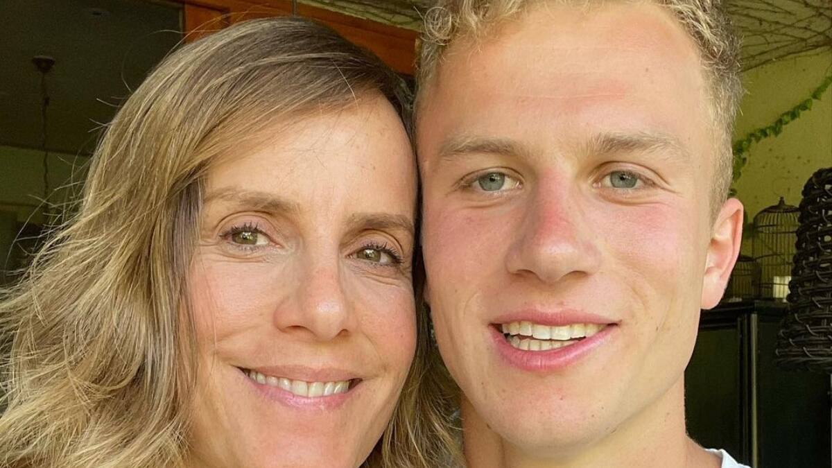 "Se saca la mugre, entrena todos los días”: Diana Bolocco habla de su orgullo por su hijo futbolista, Pedro Cisternas