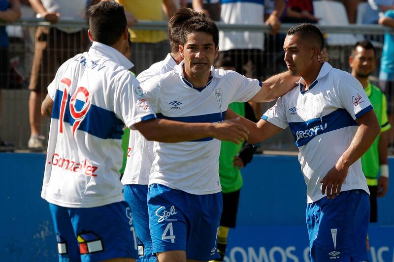 en su época como jugador de la UC. Foto: Agencia Aton.