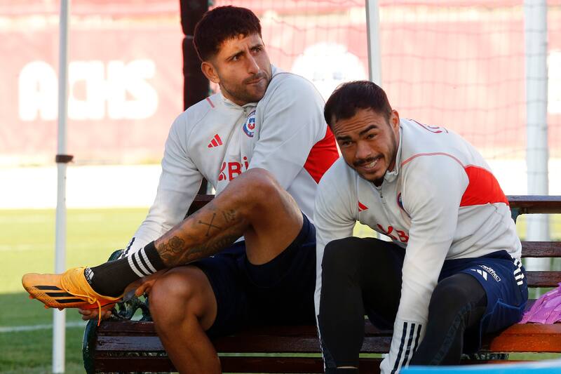 Los defensores que militan en Francia serían de la partida en el partido de La Roja vs República Dominicana. (Foto: Agencia Aton)