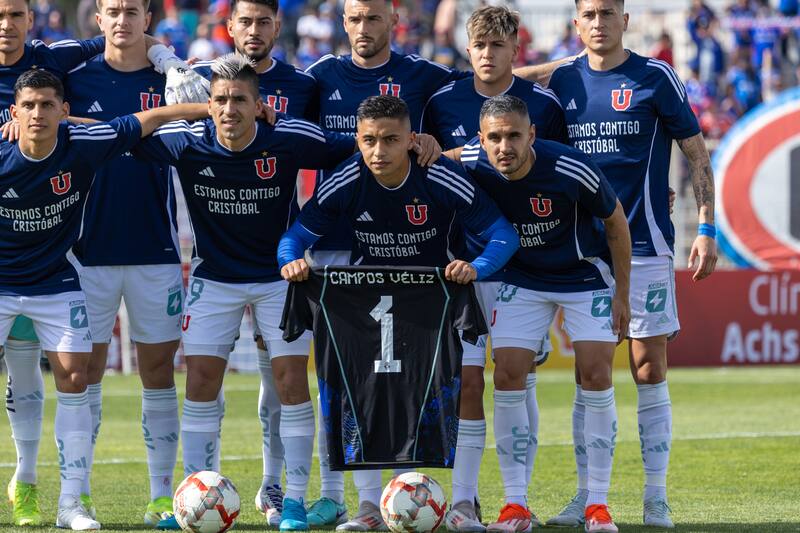 El homenaje de la U a Cristóbal Campos. Foto: Felipe Escobedo.