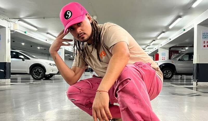 anuncia concierto en Santiago.