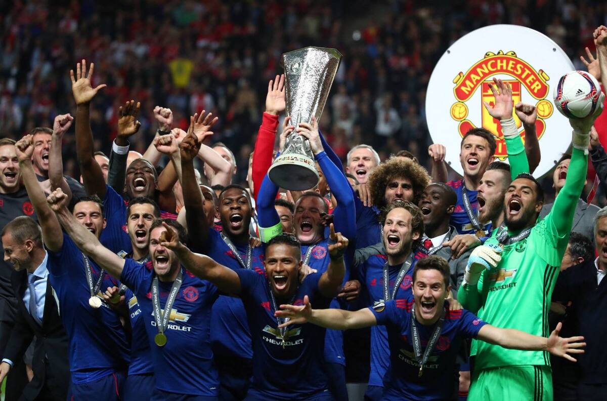 Excapitán de Manchester United se declara hincha de la U: "Tiene una buena hinchada"