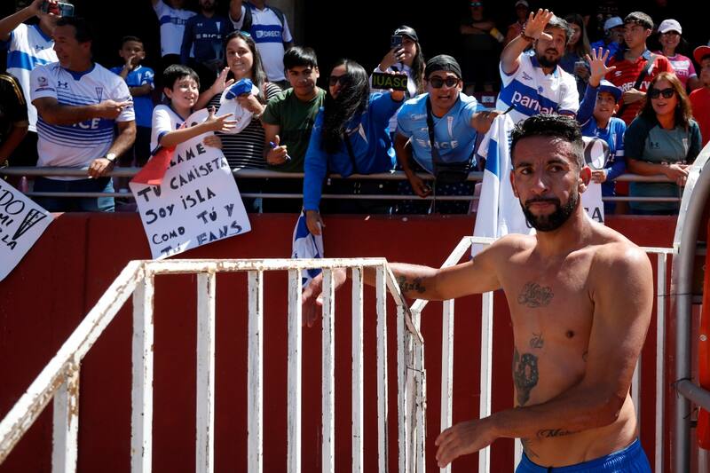 Mauricio Isla sumará minutos ante La Serena en el amistoso de hoy. Foto: Agencia Aton.
