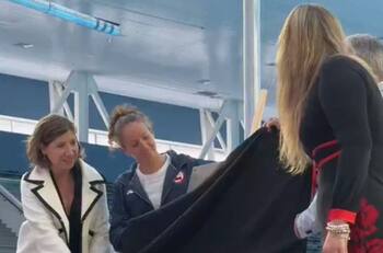 VIDEO | Homenaje en vida: Centro acuático del Estadio Nacional llevará el nombre de Kristel Köbrich