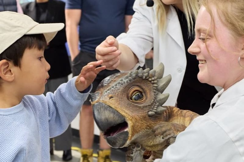 En el lugar, podrás interactuar con dinosaurios de una forma nunca antes vista. Créditos: Jurassic World The Experience en Instagram.