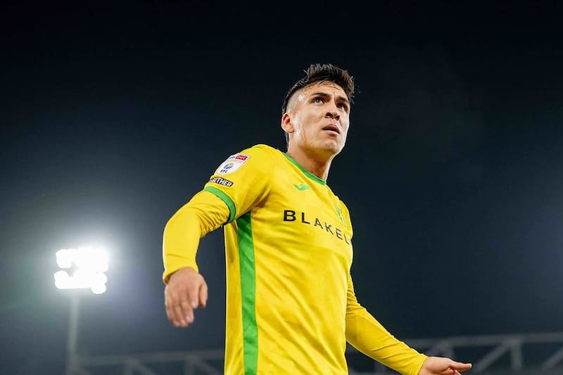 vive un gran momento en el Norwich.