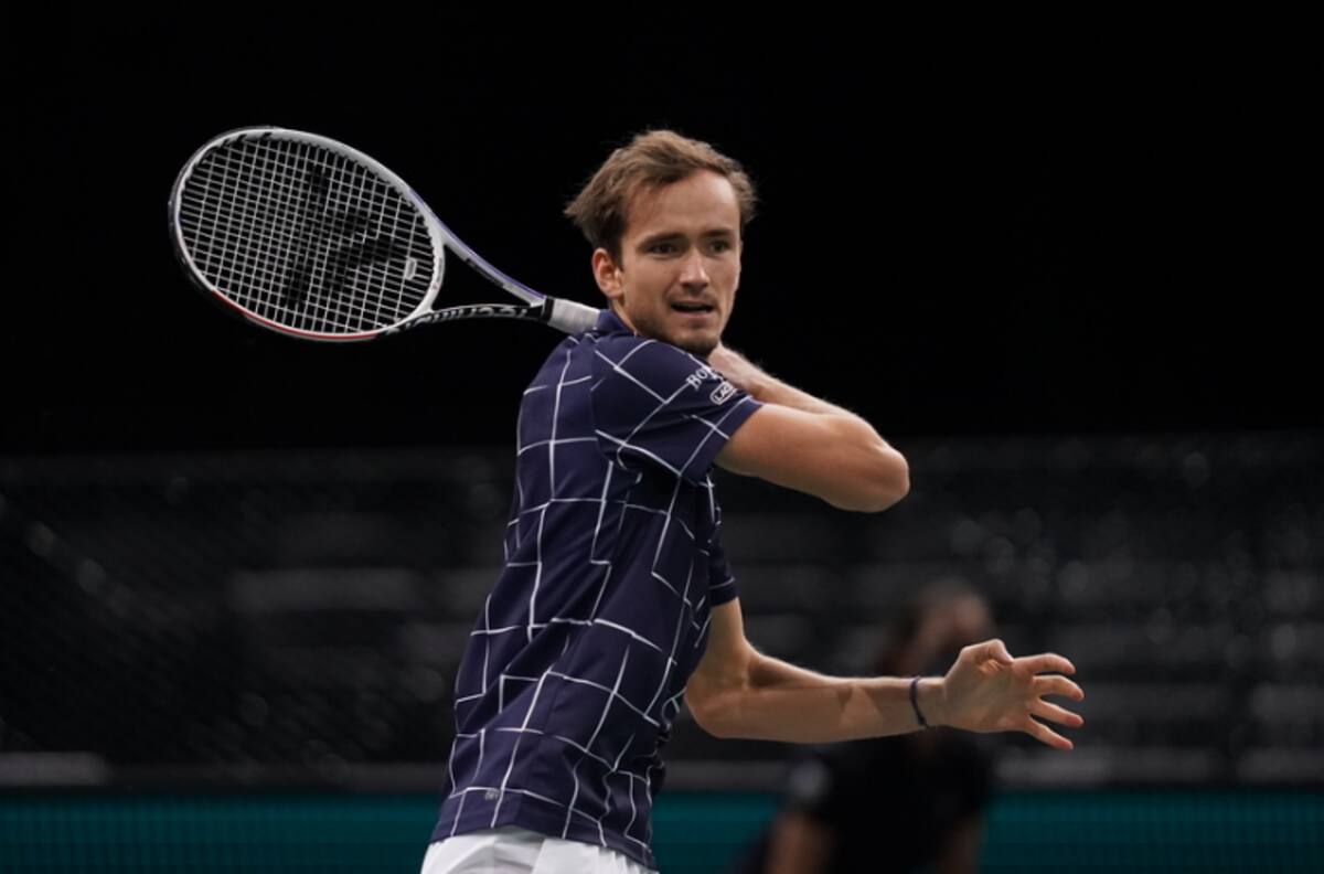 Daniil Medvedev venció a Diego Schwartzman y se metió en semifinales del Masters de París