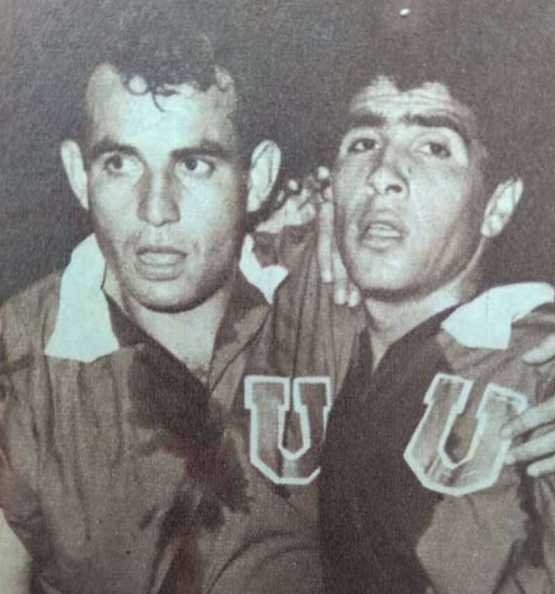 "Eran otros tiempos. Reforcé a todos los grandes para estos torneos de verano en el Estadio Nacional. Todos me querían comprar después", recuerda el ídolo mexicano.