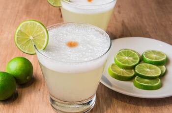 Receta de pisco sour en juguera: Con pocos ingredientes puedes preparar este refrescante cóctel peruano
