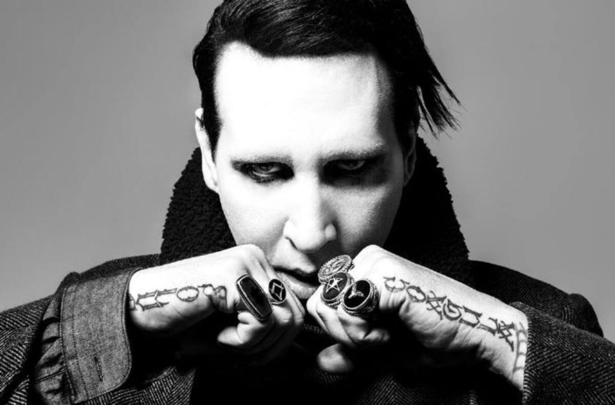 Marilyn Manson se entregará a la policía tras acusación de agresión a camarógrafa en concierto
