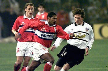 Se inauguró la Línea 5 y partió Mekano: así era Chile la última vez que Colo Colo ganó una serie de local en la Libertadores