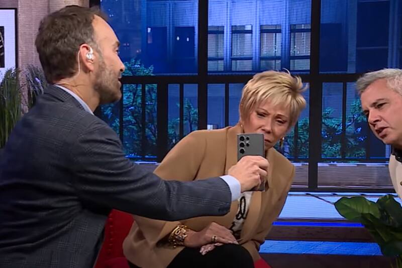 Así reaccionó Raquel Argandoña y José Miguel Viñuela al ver el Tinder de Jordi Castell. Créditos: TV+