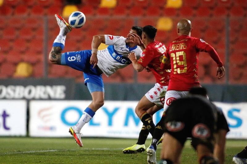 Universidad Católica recibe a Unión Española. Foto: Agencia Aton