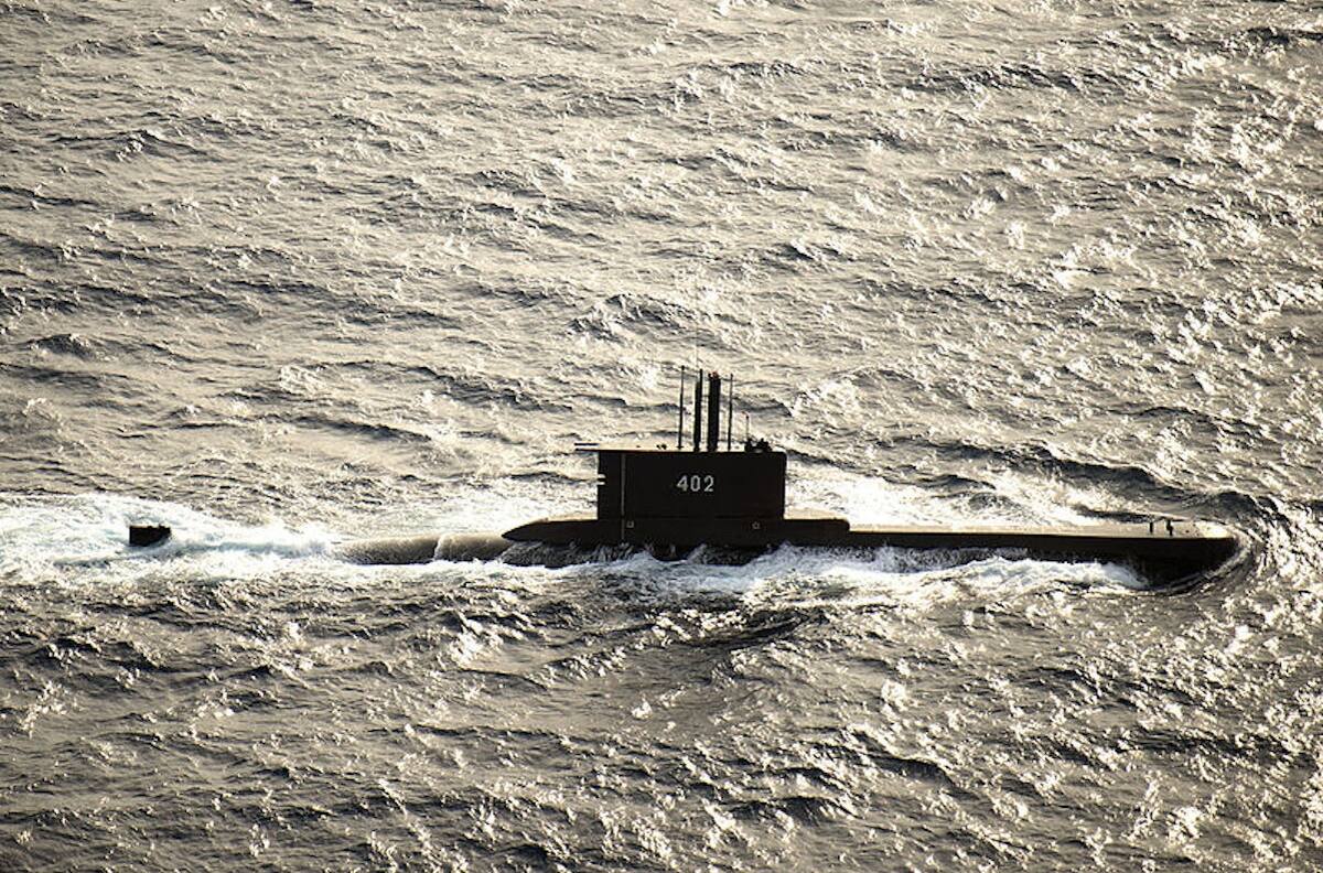 Desaparece submarino de Indonesia con 53 tripulantes: realizaba entrenamiento con torpedos