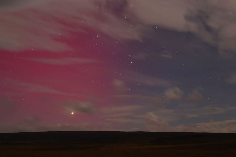 El increíble fenómeno ocurrió durante la noche del jueves y la madrugada del viernes.