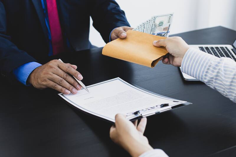 Revisa quiénes pueden acceder y qué documentación se necesita.