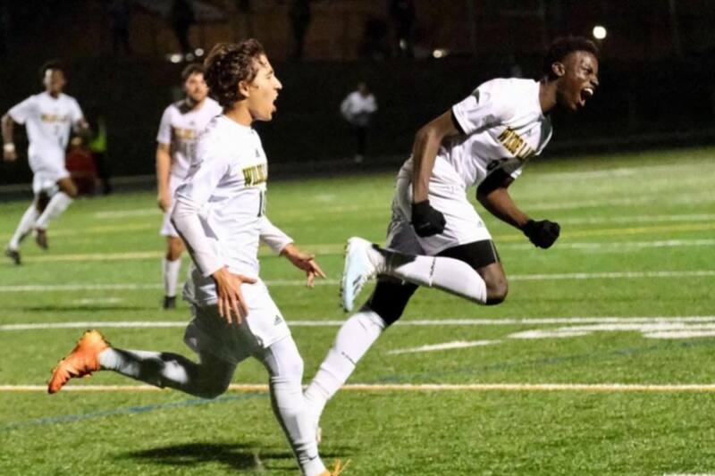 Ousman Touray espera por su oportunidad en la UC. Foto: Instagram.