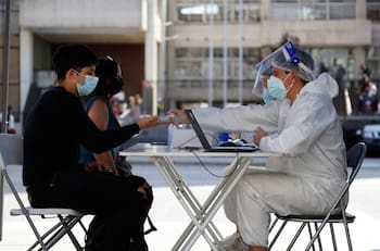 Reporte Covid-19: Casos nuevos siguen al alza con 3.799 y positividad nacional llega al 4,75%