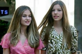 La visita sorpresa de la princesa Leonor y la infanta Sofía a una granja