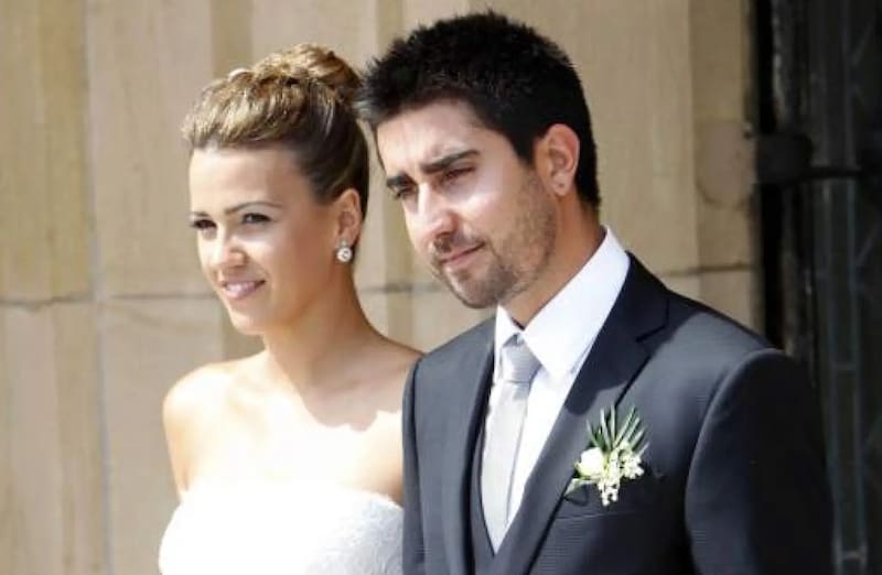 El cantautor se casó con su novia de toda la vida. Créditos: Instagram