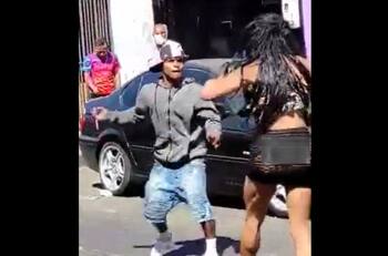 VIDEO | Impactante pelea en Iquique: Dos personas se enfrentaron con botella y cuchillo en mano