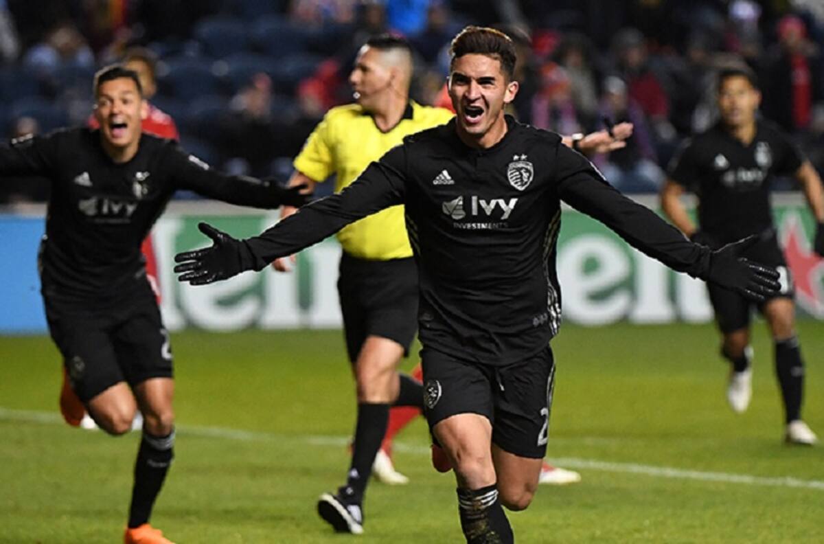 Felipe Gutiérrez marcó un doblete en la igualdad entre Toronto y Sporting Kansas City por la MLS